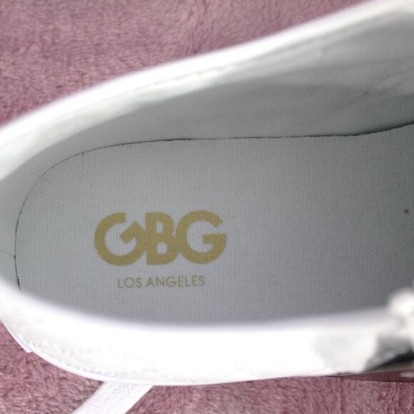 GBG Los Angeles White Quilted Sneakers Women’s Size 8.5 NWOT - Picture 7 of 7